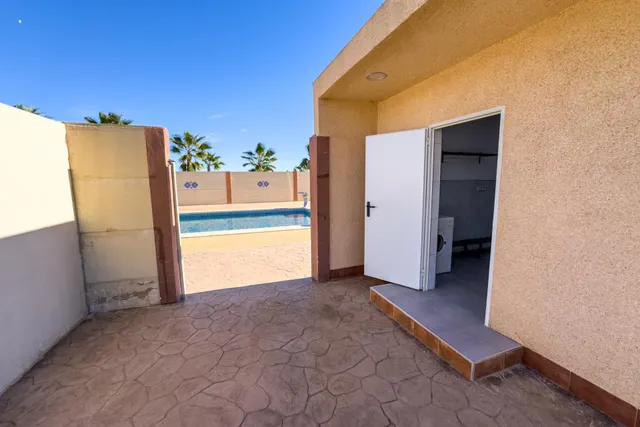 Espectacular finca rústica vallada con viviendas, salón de eventos y piscina en Fuente Álamo — 40