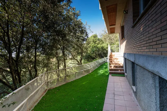 Casa con vistas espectaculares — 18