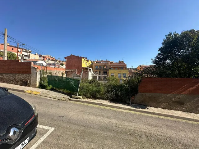 Solar urbano residencial en Rubí para proyecto plurifamiliar - foto 4