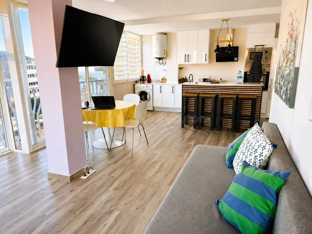 Apartamento Reformado en Benicassim, a Solo Pasos del Mar - foto 2