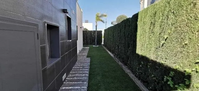 Villa independiente  con piscina en Campoamor! — 29