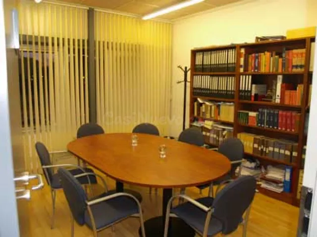 Alquiler de despacho con sala de reuniones en Pío XII - foto 4