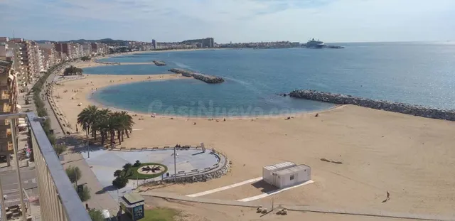 Apartamento situado en primera línea de la playa en el Passe - foto 5