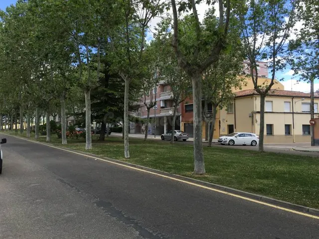 Plaza de garaje en venta en San José Obrero - foto 3