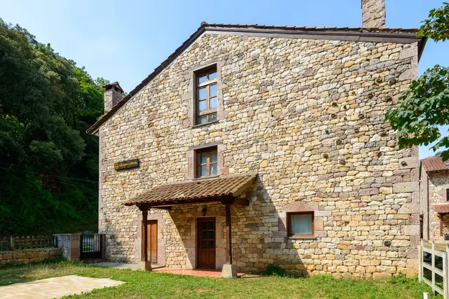 Complejo turístico en venta en cabrales: 32 habitaciones y 96 plazas entre los picos de europa y la costa asturiana — 25