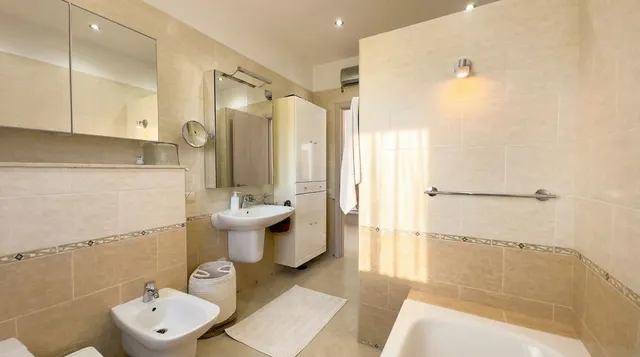Chalet 4 habitaciones 357m² en venta - South of spain — 20