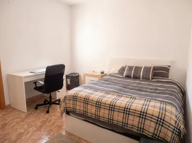 Vivienda de dos dormitorios para reformar en Carabanchel.