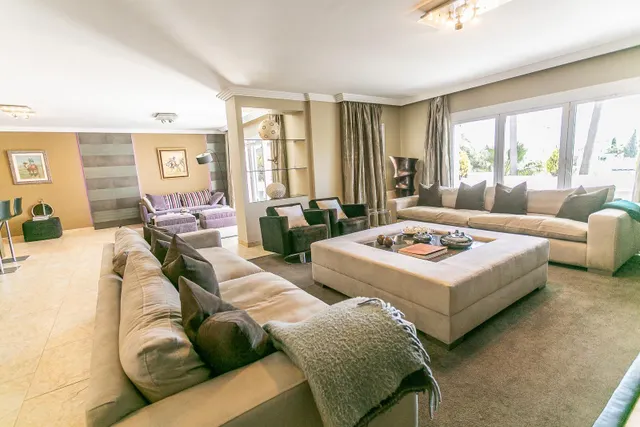 Precioso y lujoso apartamento con vistas al mar en Monte paraíso, en la Milla de Oro. Marbella — 5