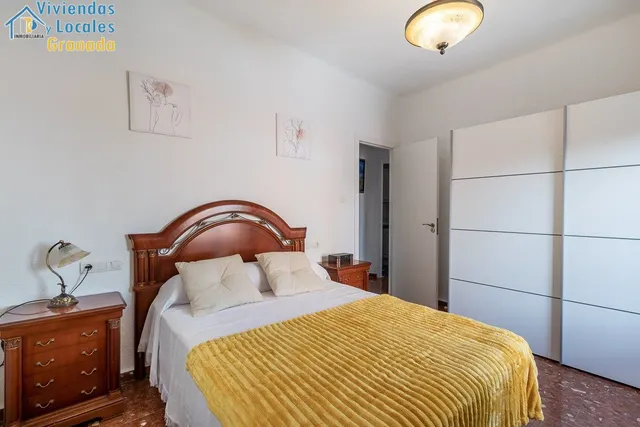 Piso en Zaidín — 10