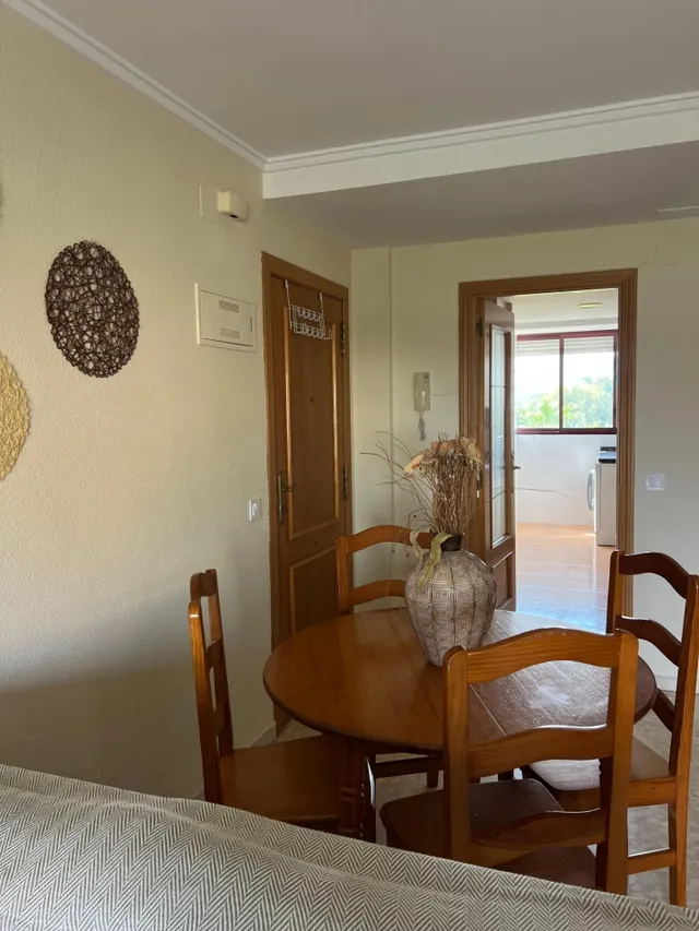 APARTAMENTO  ALQUILER TEMPORAL HASTA EL 30 DE JUNIO — 6