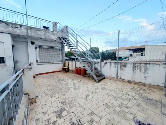 Casa de dos plantas en Beniajan — 32