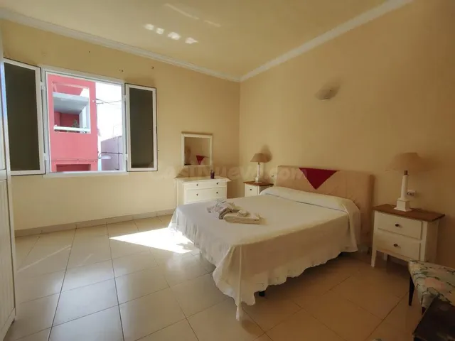 Casa de pueblo de cuatro dormitorios en tijoco bajo — 10