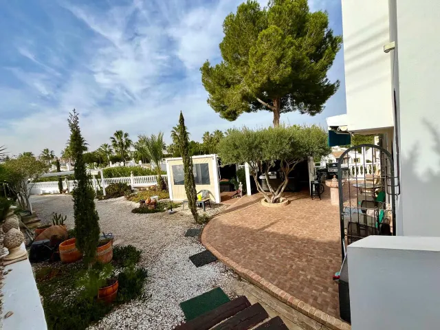 Villa 4 habitaciones 184m² en venta - Villamartin — 43