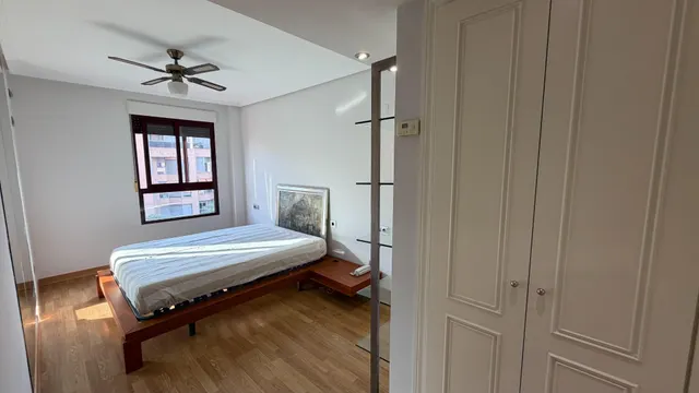 ¡Ático duplex con Terraza, Piscina y Pista de Padel en Maestro Rodrigo! — 34