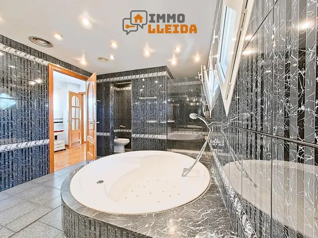 Fabuloso chalet de estilo moderno en Tárrega — 20