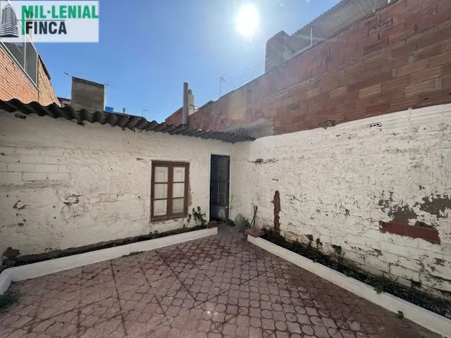 Casa con grandes terrazas y potencial de reforma en Sabadell Norte — 19