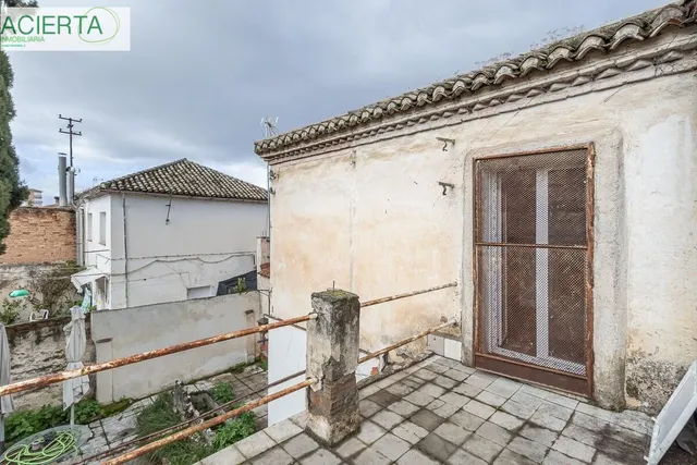 Casa con Parcela a Reformar en Granada — 26
