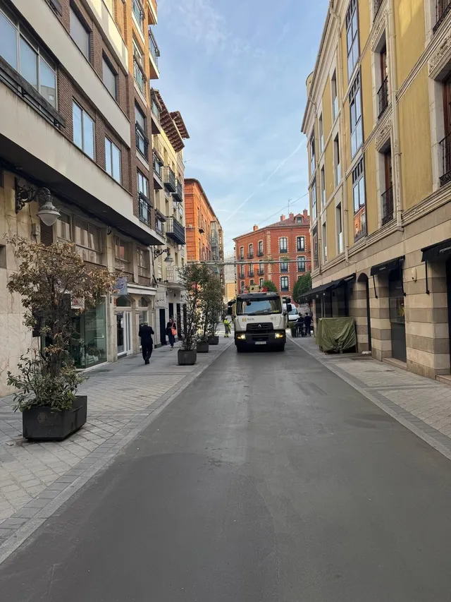 Amplia Oficina en Venta - Calle Claudio Moyano, Valladolid — 17