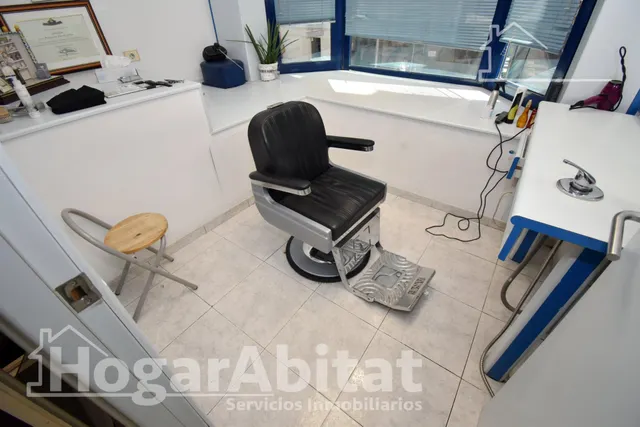 Amplia casa con terraza y muchas posibilidades en casco histórico — 18