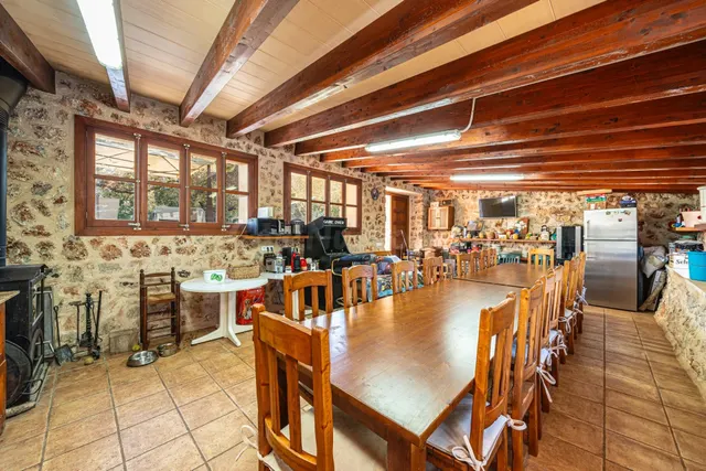 Villa de campo con piscina privada y casa de invitados . — 35