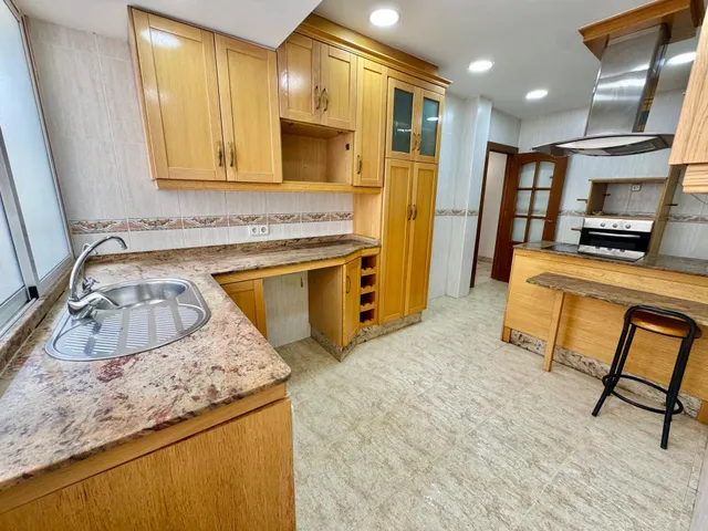 ESTUPENDO PISO DE 4 DORMITORIOS EN LA GLORIETA DE ALQUILER CON AMPLIO BALCÓN  (SE AMUEBLA SEGÚN NECESIDAD) ¡¡VISITELO SIN COMPORMISO!! — 10