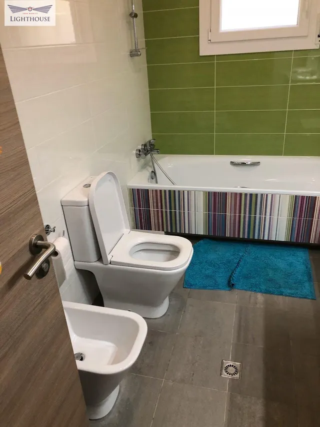 Casa familiar renovada con excelente ubicación. — 17