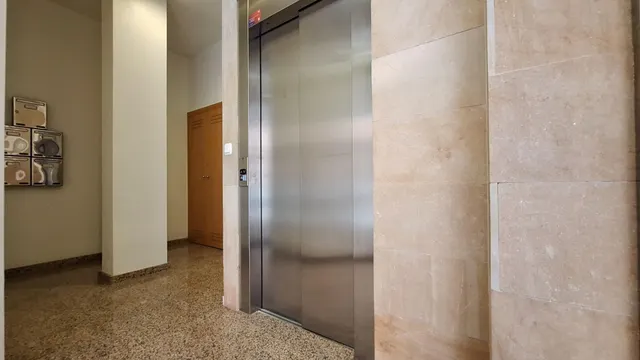 Ático duplex de 2 dormitorios y plaza de garaje en La Alberca. — 28