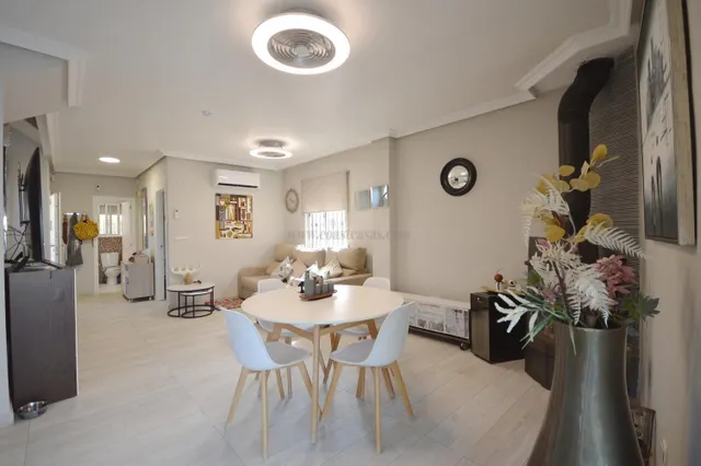 FANTASTICO CHALET CON PISCINA PROPIA Y COMUNITARIA, IDEAL PARA FAMILIAS — 27