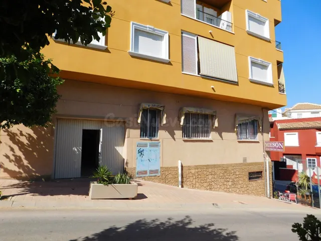 Local comercial 222m² en venta - Pueblo 9