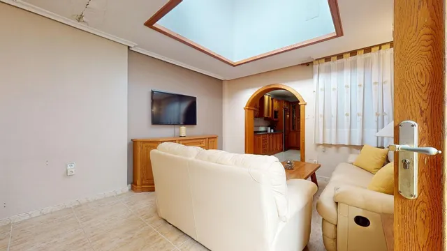 Amplia vivienda con bajo de 100m2 en Pilar de la Horadada — 23
