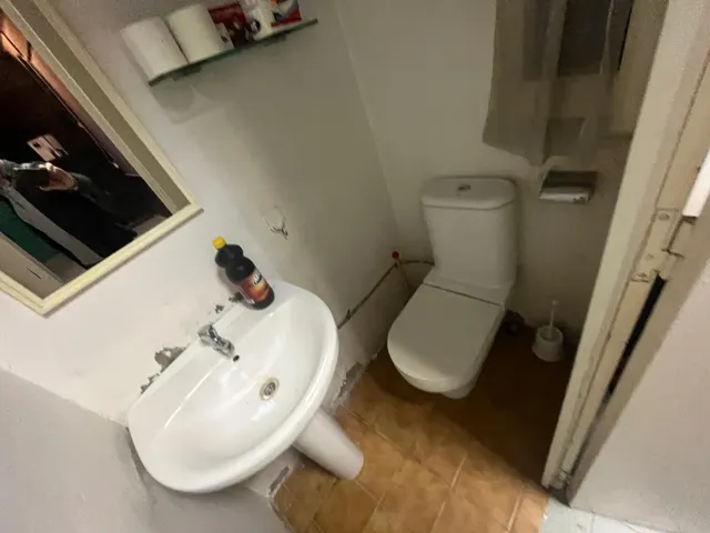 Local en Igualada con 350 m2 por 150.000 Euros. — 7
