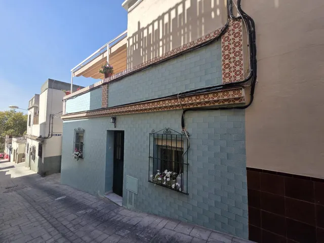 Encantadora casa con dos apartamentos independientes  en Picadueñas — 11