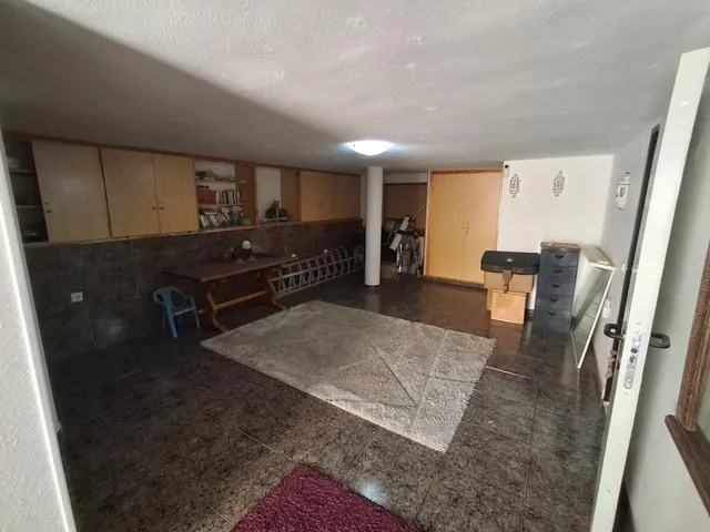 CHALET EN ORIHUELA COSTA CON GRAN PARCELA Y PISCINA PRIVADA — 42