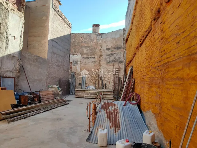 SE VENDE SOLAR URBANO EN EL CENTRO DE ASPE — 6