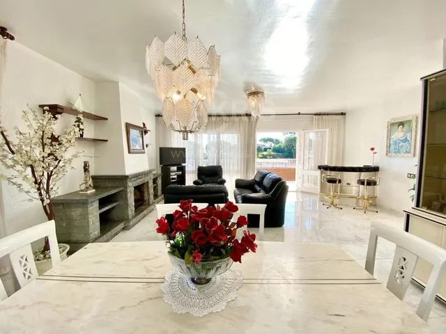 Chalet Independiente en Lloret de Mar — 36