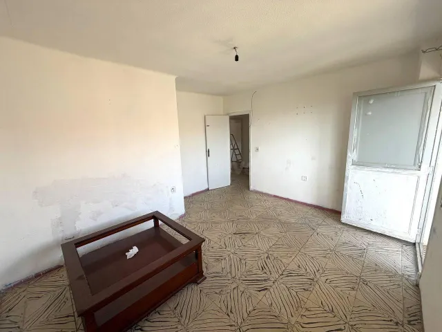 Piso 3 habitaciones 71m² en venta - Virgen del Remedio-Parqu - foto 4