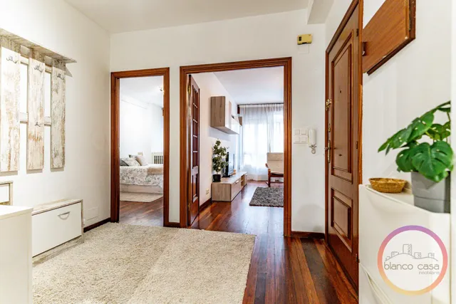 ✨ ¡amplio piso de 4 dormitorios con  terraza en pleno centro de Carballo por 178.900€! — 27