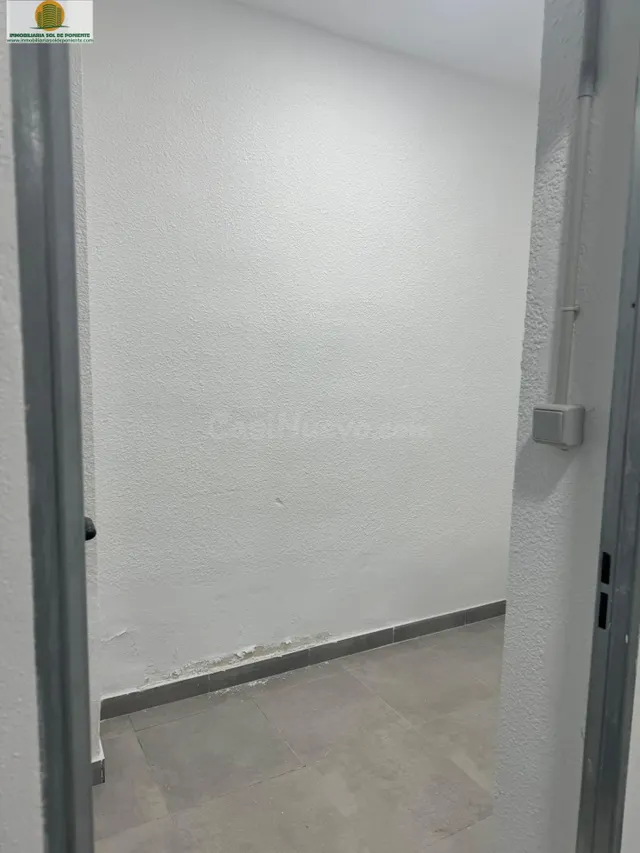 Trasteros en playa poniente cercanos al centro de Benidorm!! — 4