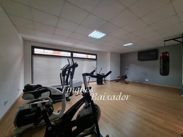 ¡BONITO PISO EN EL CENTRO CON 3 HABS. Y 2 BAÑOS, CON AMPLIA TERRAZA CON BARBACOA! — 20