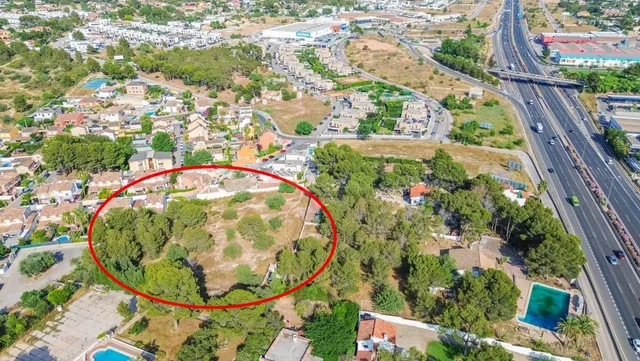 ¡Oportunidad única de inversión a solo 15 km de Valencia! - foto 3