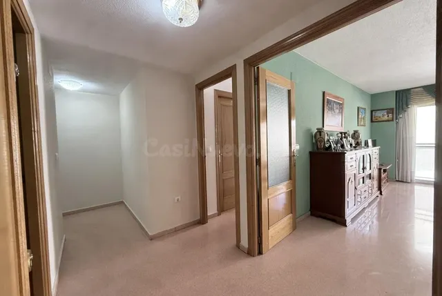 Piso en venta zona de Marq - Castillo, Alicante - foto 4