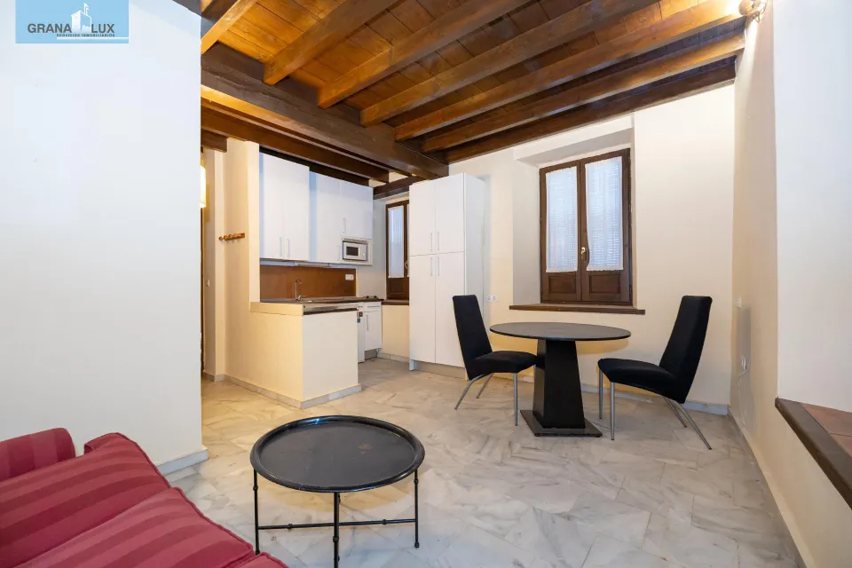 Barrio del Realejo. Precioso apartamento de un dormitorio y un baño junto al Campo del Príncipe.