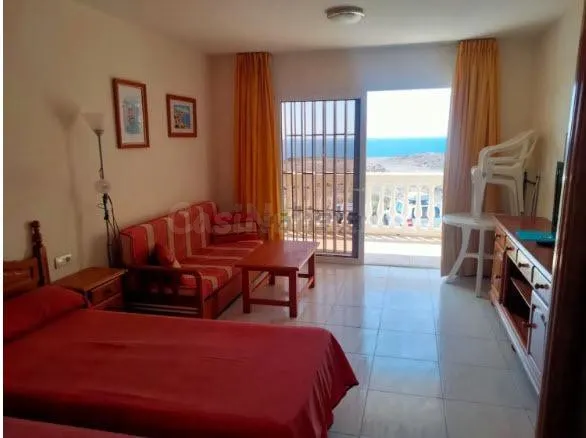 Costa Arona. Loft, primera linea mar con vistas directas en  - foto 2