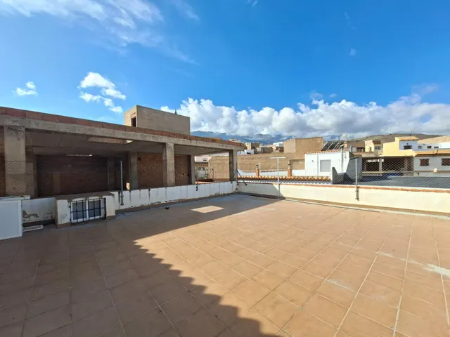SE VENDE CASA EN ABRUCENA — 35