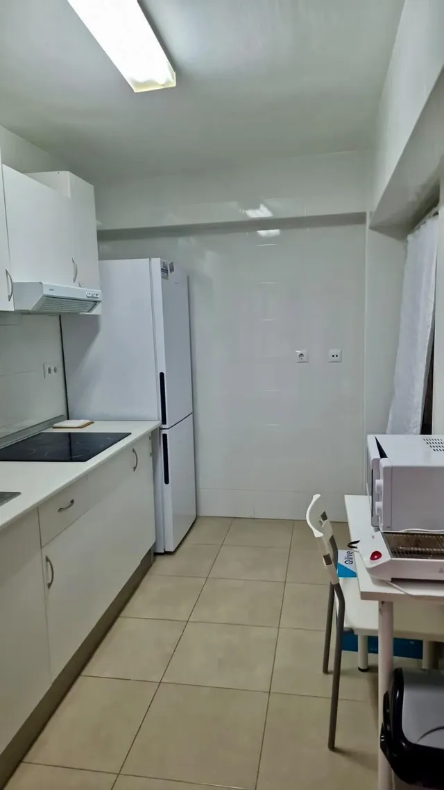 Piso de 3 dormitorios en Los Ángeles – listo para vivir o rentabilizar 123.000 € | Calle España, Almería — 15