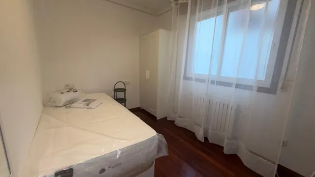 Maravillosa habitación de alquiler en pleno centro de Ourense – zona valle-inclán — 11