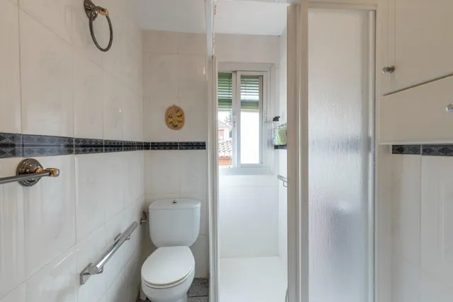 Piso 3 habitaciones en Calle Santa Margarita, junto Cmno. Bajo de Huétor — 21