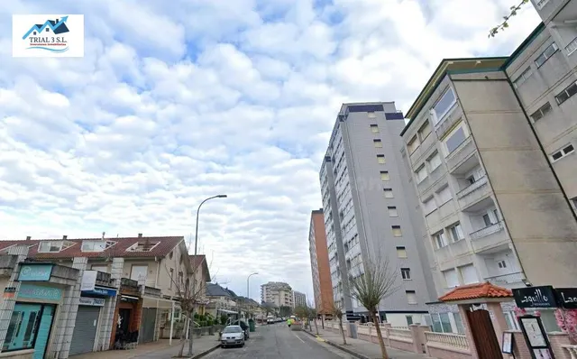 Venta de piso en Laredo - Cantabria - foto 2