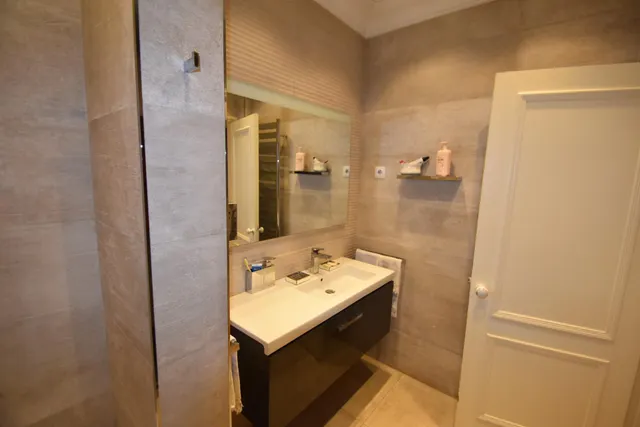 Piso 2 habitaciones 86m² en venta - Castellana — 12