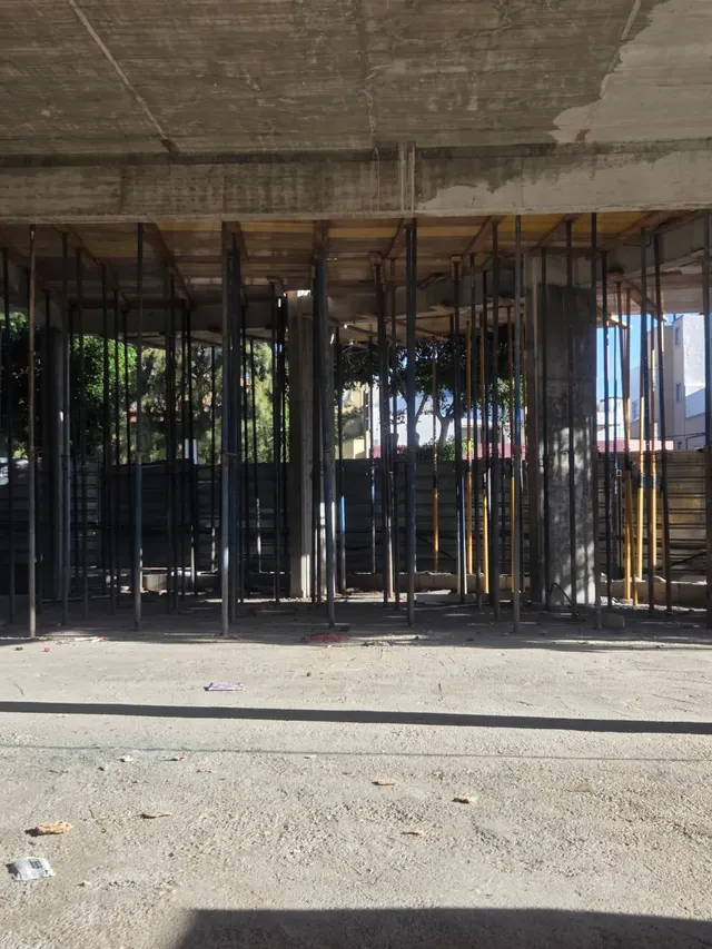 Local comercial frente al C.C Atlántico — 5